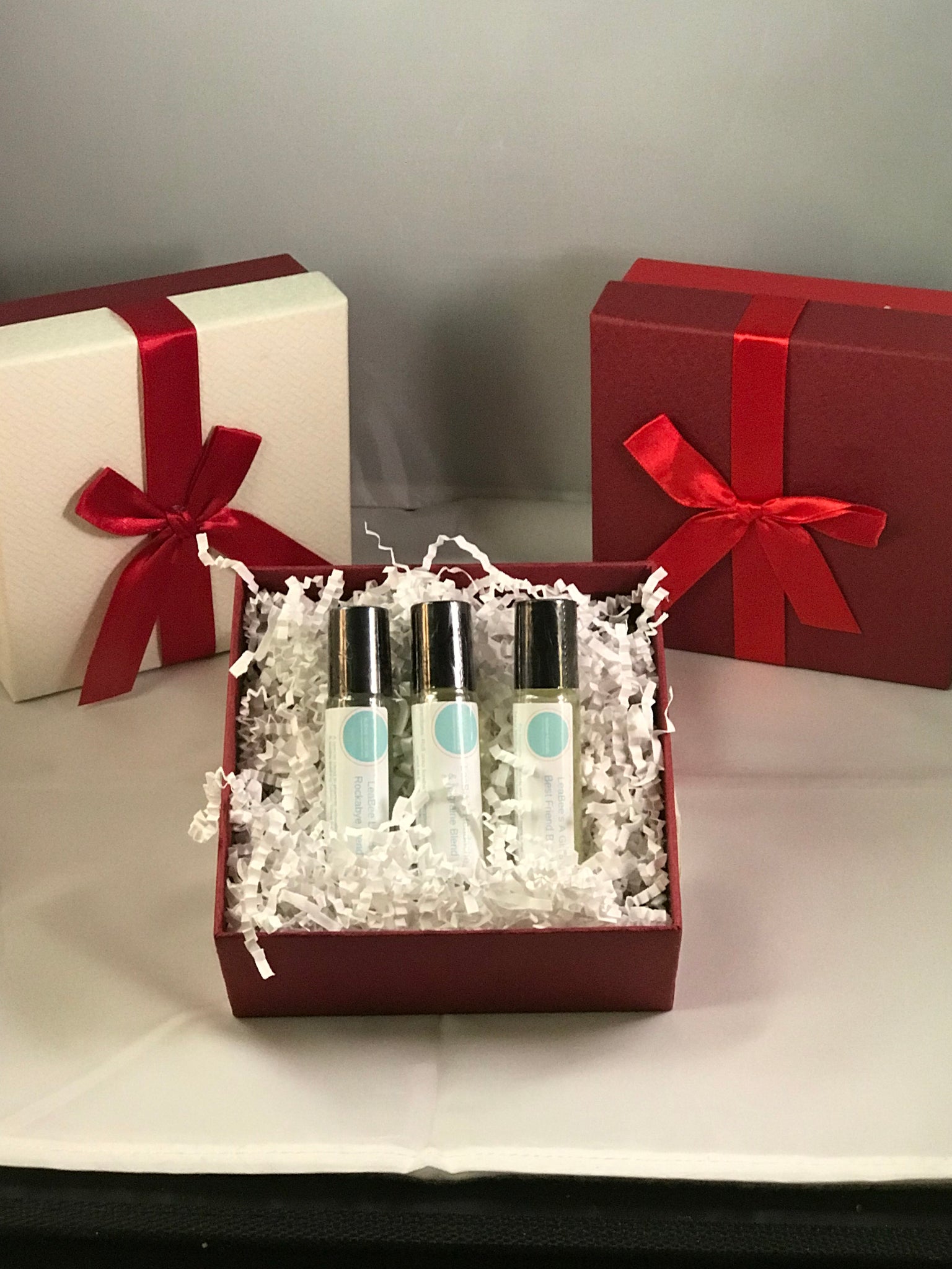 LeaBee’s Aromatherapy Roll On Gift Set